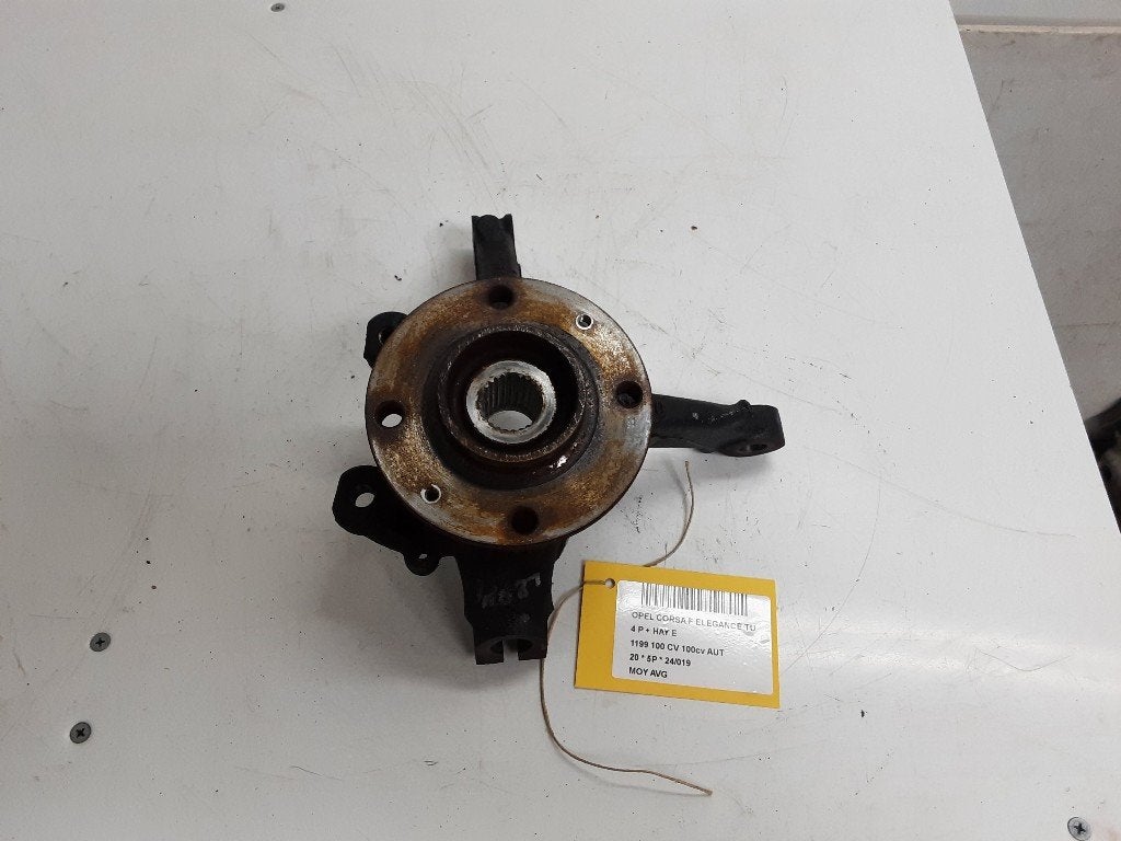MOYEU DE ROUE AVANT GAUCHE Opel Corsa F (UB / UH / UP), Opel, Opel Automobile GmbH, Utilisé, Kontakt-opel@opel.com