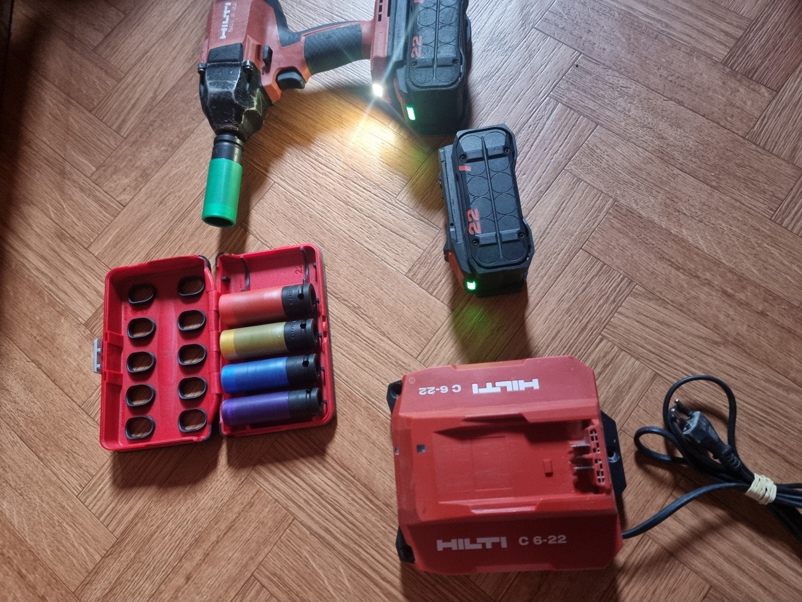Hilti boulleunneuse C-6 22, Enlèvement