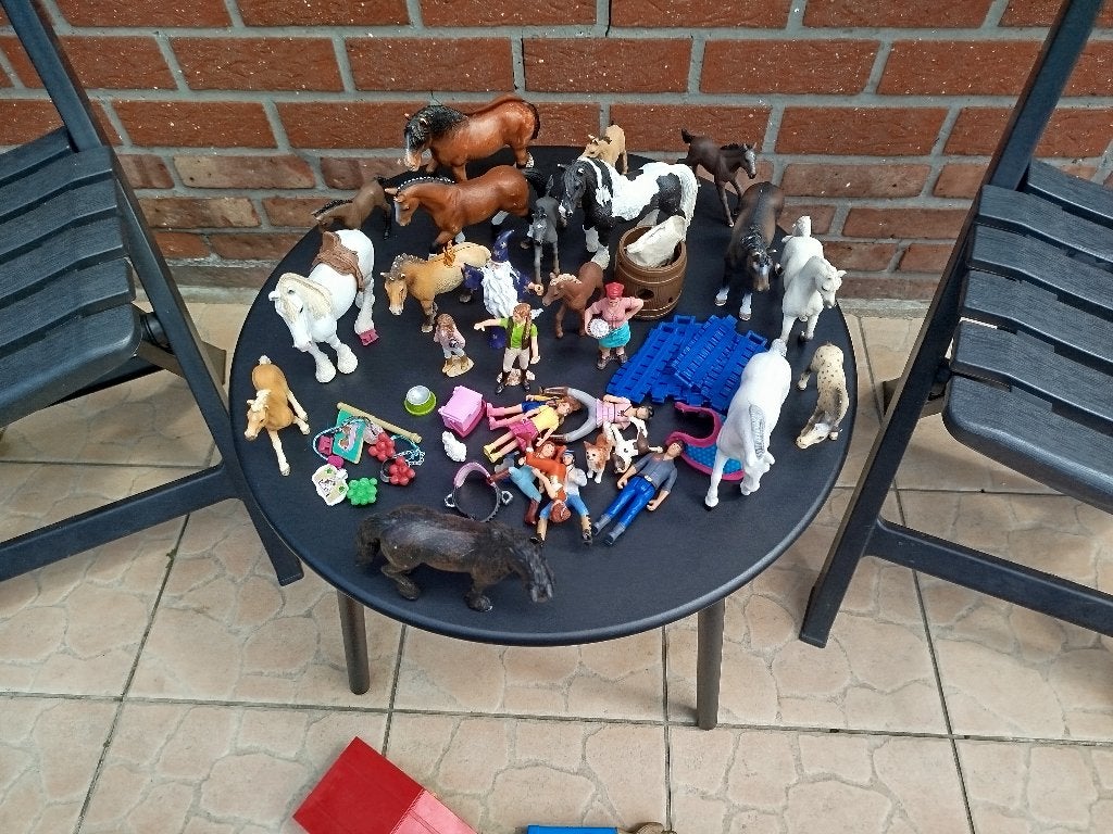 A VENDRE LOT DE FIGURINES, Ophalen, Gebruikt