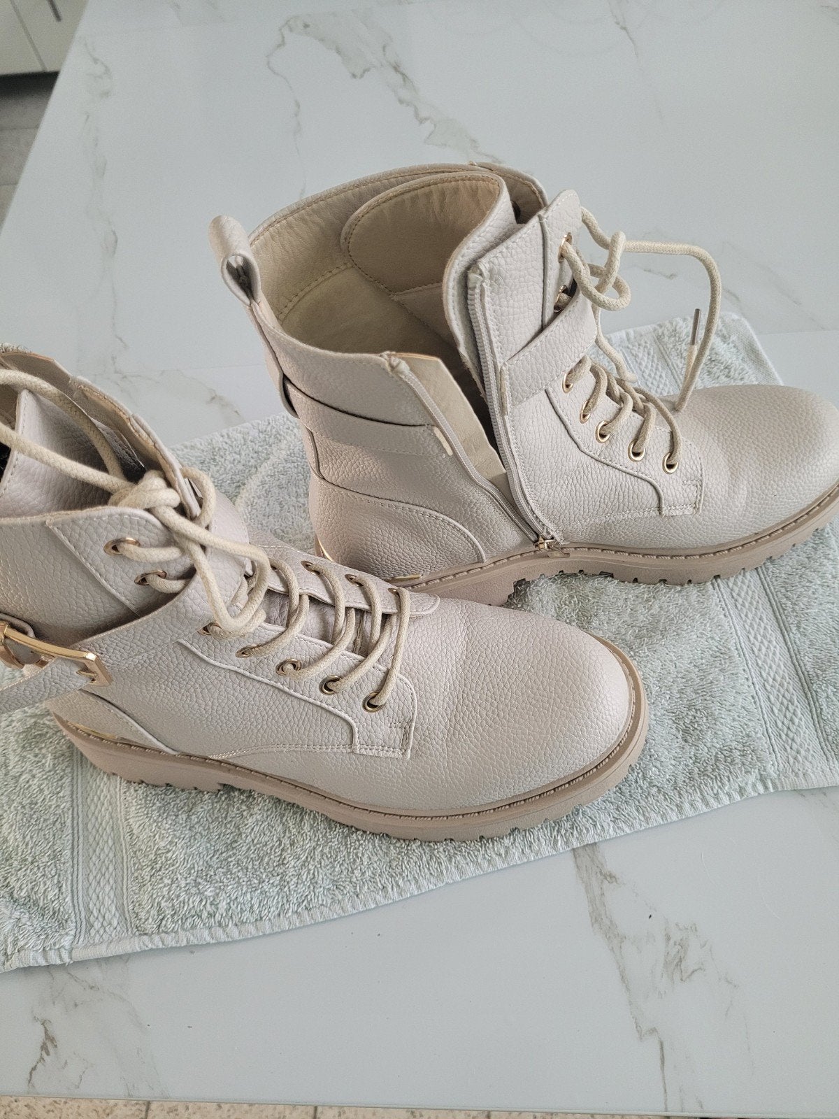 Belle chaussure de Marche pour la rentree, Enlèvement ou Envoi