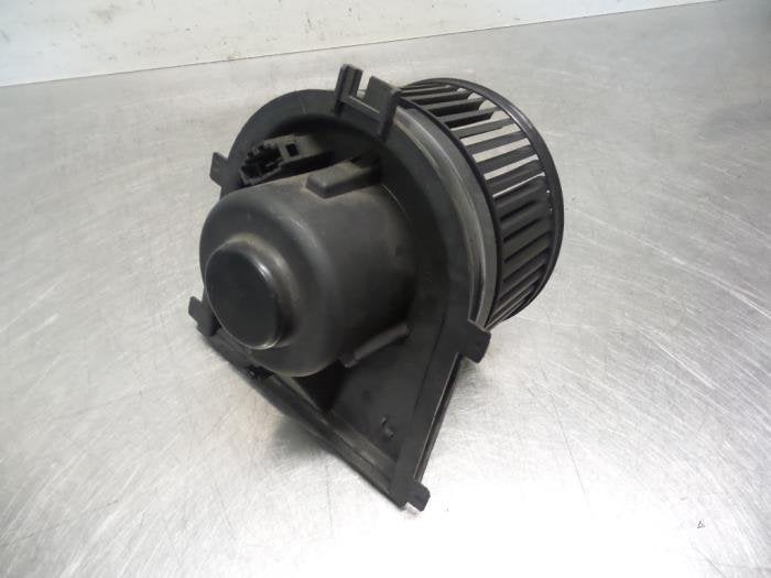 Moteur de ventilation chauffage d'un Audi A3 (A3 96-), -, 3 mois de garantie, Audi, Utilisé
