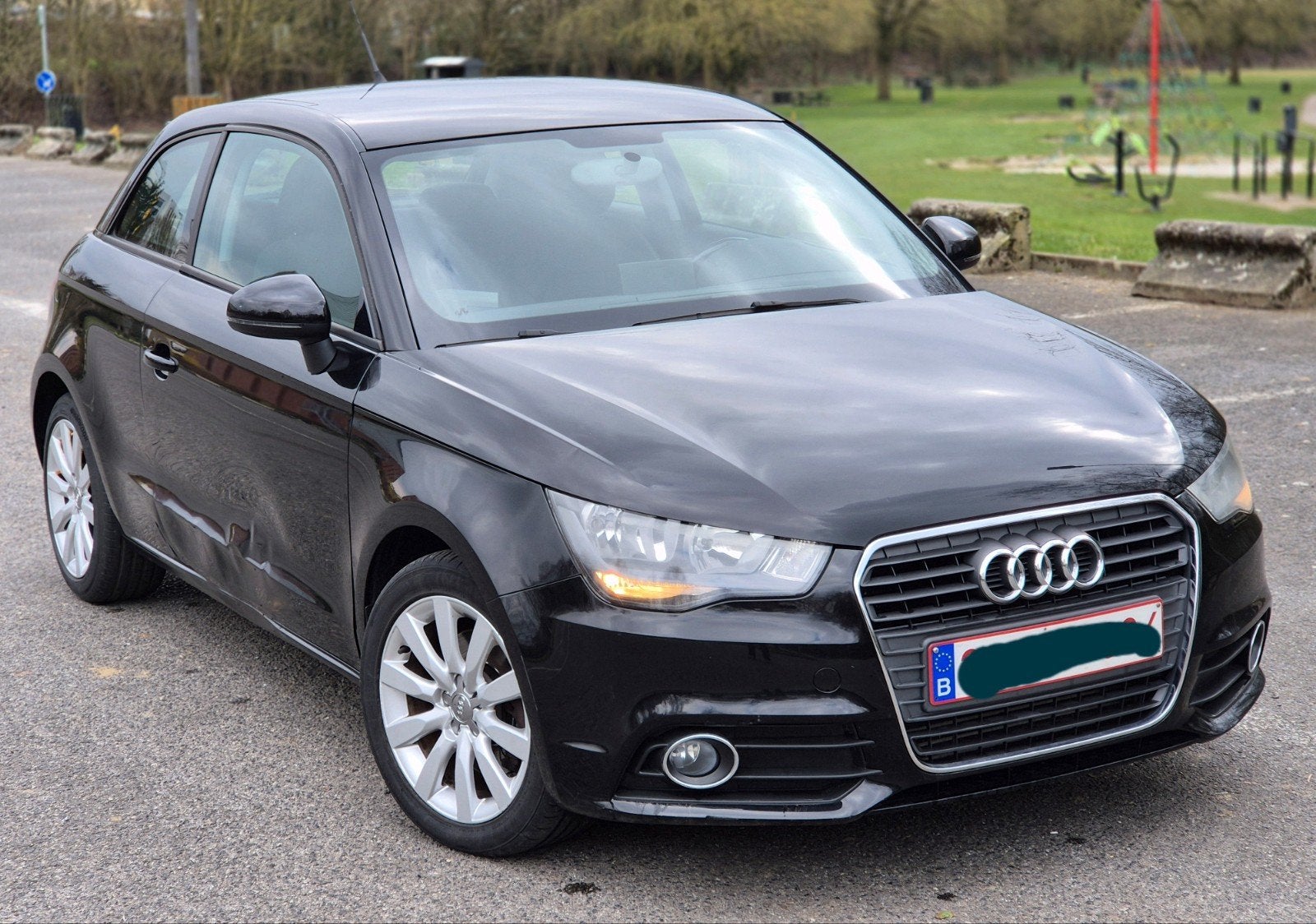 Audi A1 16tdi 2010.130mkm 1prop gps clima Cruise 4400€, Autos, Audi, Euro 5, A1, Boîte manuelle, Noir