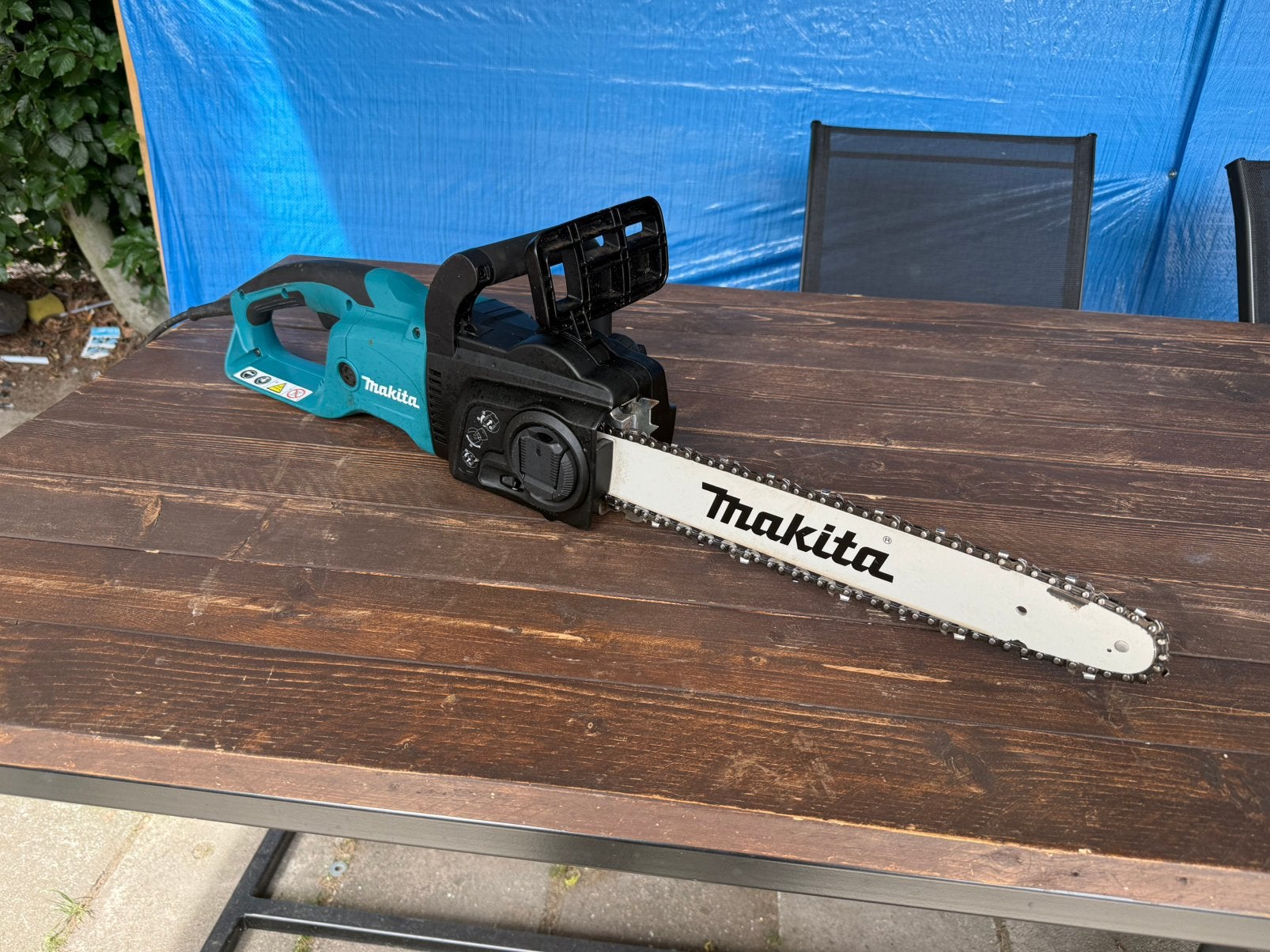 Makita UC4051A Elektrische Kettingzaag 2000W – Topstaat, Tuin en Terras, Ophalen, Zo goed als nieuw