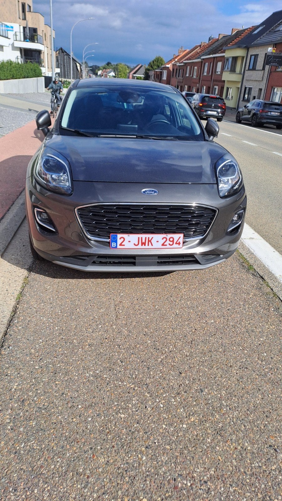 Donker grijze Ford Puma 1.0 Ecoboost Titanium 125AT., Auto's, Automaat, Stof, 5 zetels, 5 deurs