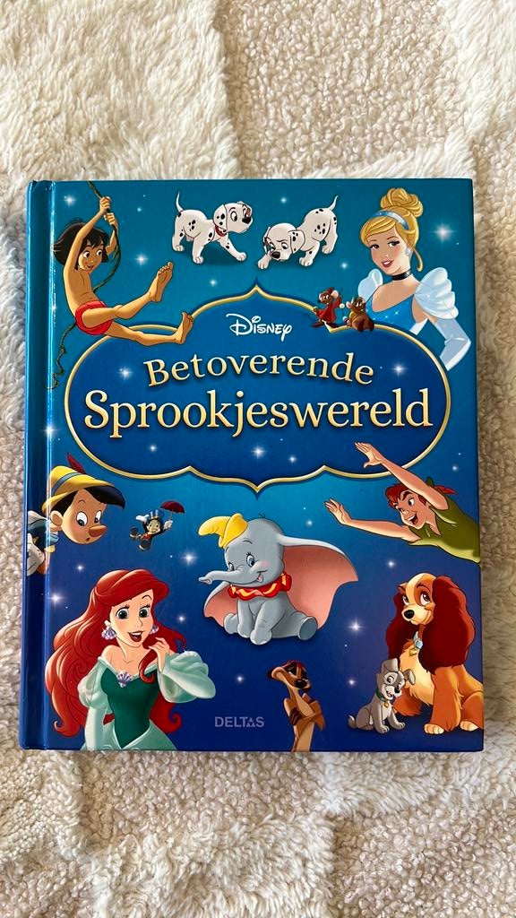 Disney betoverende sprookjeswereld, Boeken, Ophalen of Verzenden, Nieuw, Sprookjes