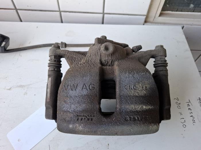 Remklauw (Tang) links-voor van een Volkswagen Golf Sportsvan, Auto-onderdelen, Gebruikt, -, Volkswagen, -