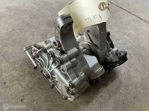 Oliepomp origineel BMW 1-serie F21 LCI ('15->) 11417624135, Enlèvement ou Envoi, Utilisé, BMW