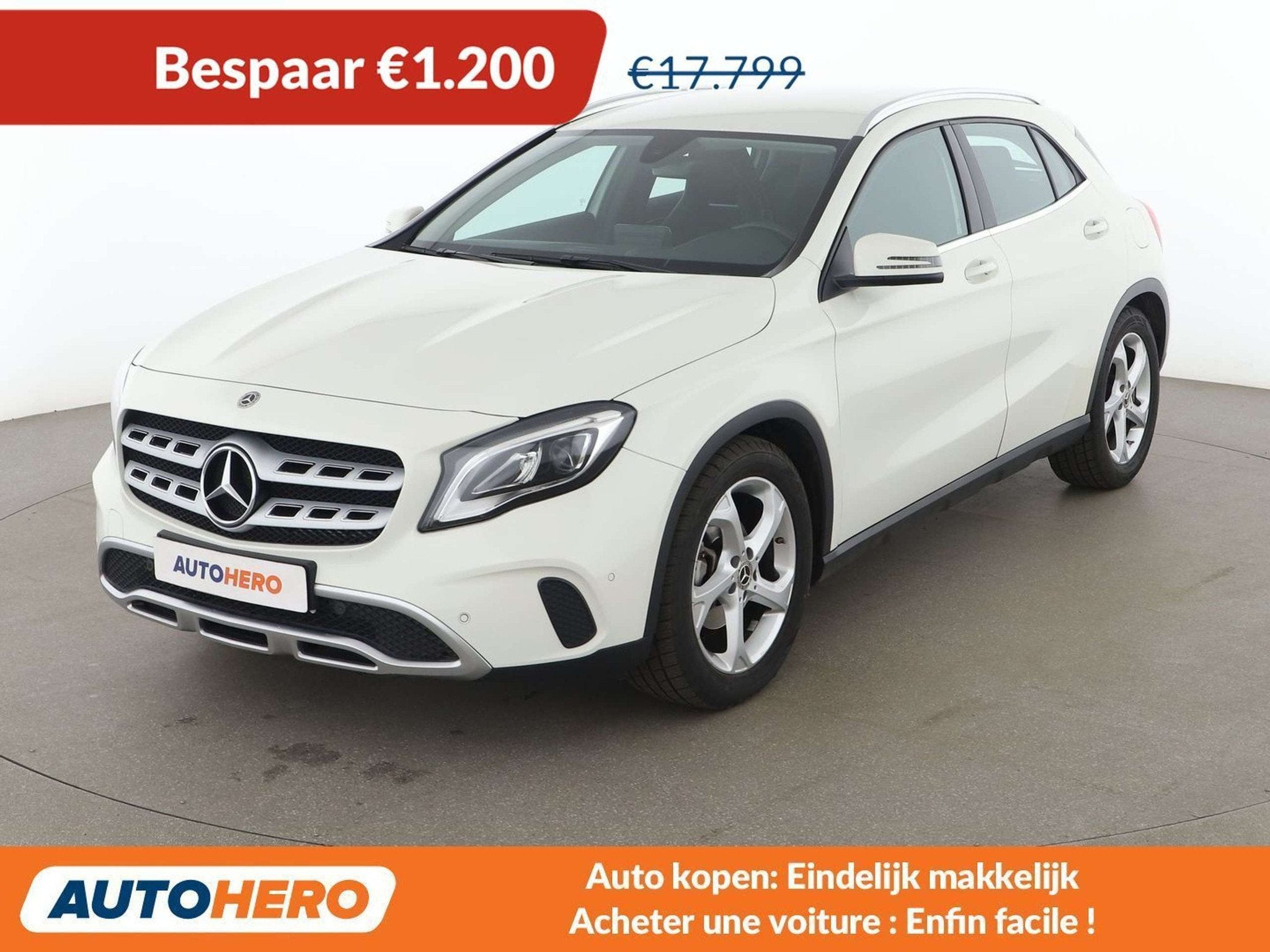 Mercedes-Benz GLA 180 GLA 180 Urban (automatique), Autos, Mercedes-Benz, Achat, 135 g/km, Noir, 5 portes