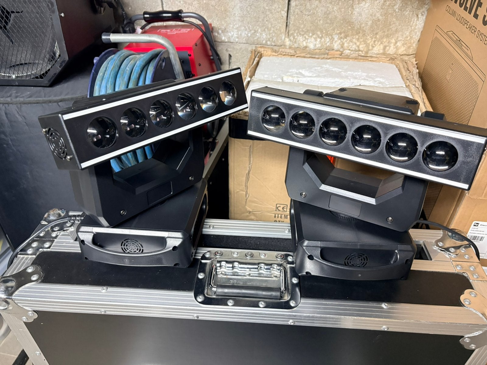 2 movingheads en 2 ledbars, Enlèvement, Neuf