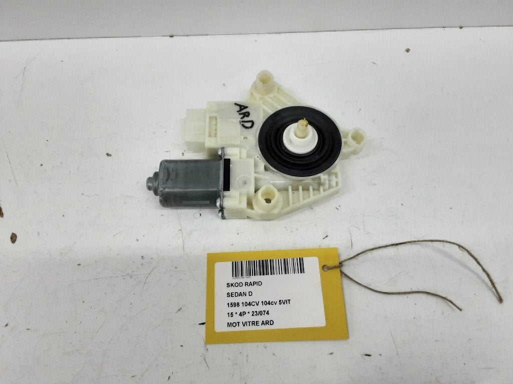 MOTEUR LEVE VITRE ELECTRIQUE ARRIÈRE DROIT Skoda Rapid, Autos : Pièces & Accessoires, Utilisé, Info@skoda-auto.de, Skoda, Arrière
