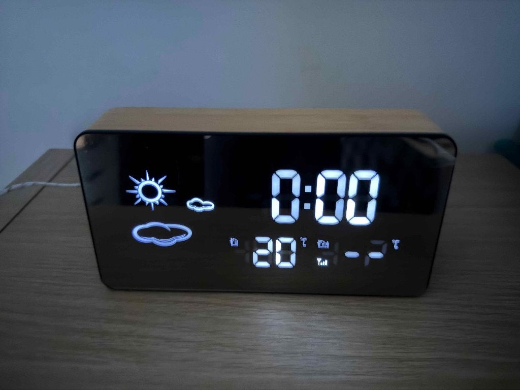 Digitale wekker met groot display, Ophalen, Gebruikt, Digitaal