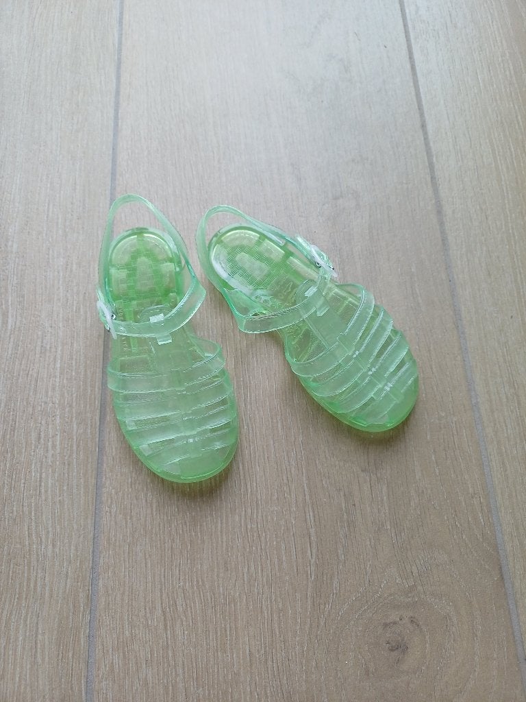 Groene waterschoenen maat 25, Kinderen en Baby's, Jongen of Meisje, Overige maten, Ophalen of Verzenden, Zwemschoenen