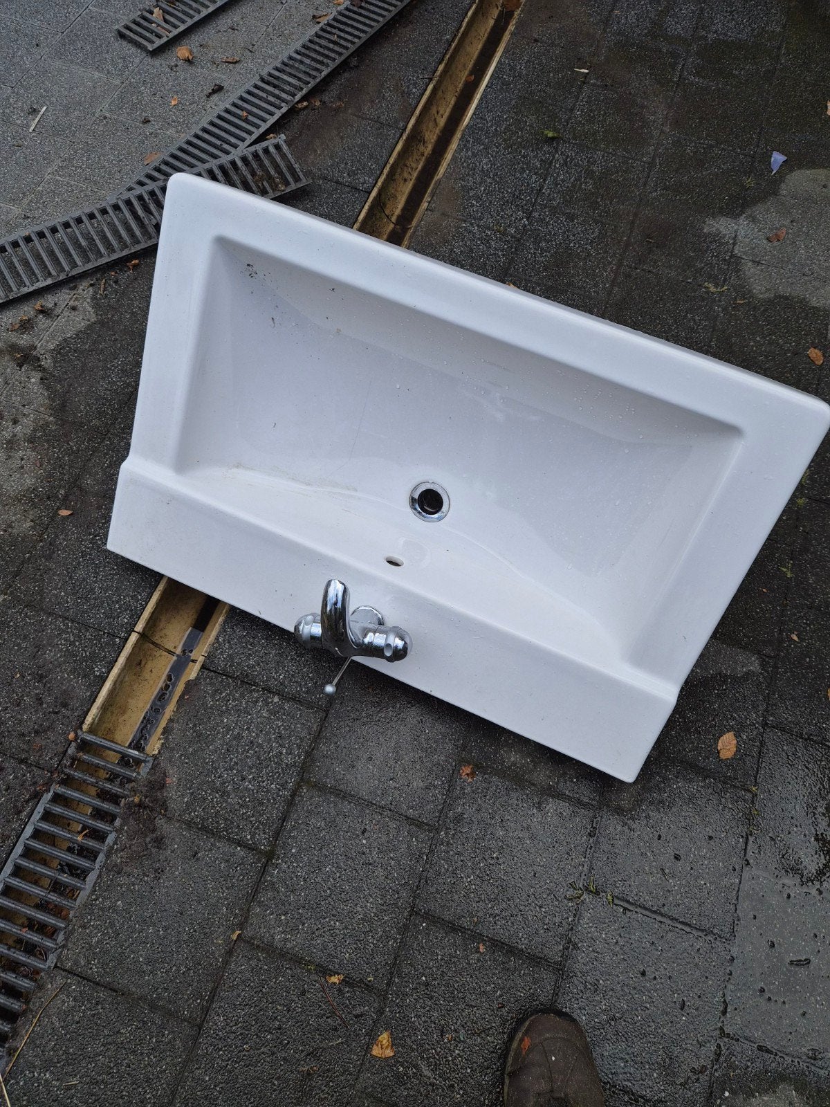 lavabo's 2 stuks, Doe-het-zelf en Bouw, Sanitair, Ophalen