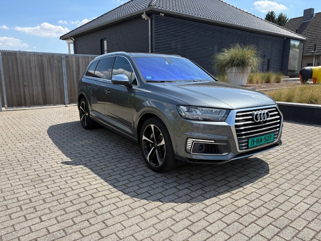 AUDI Q7 ETRON S LINE, CERTIFICAT SOHO, PIANO, Autos, Cuir, Argent ou Gris, Achat, Euro 6