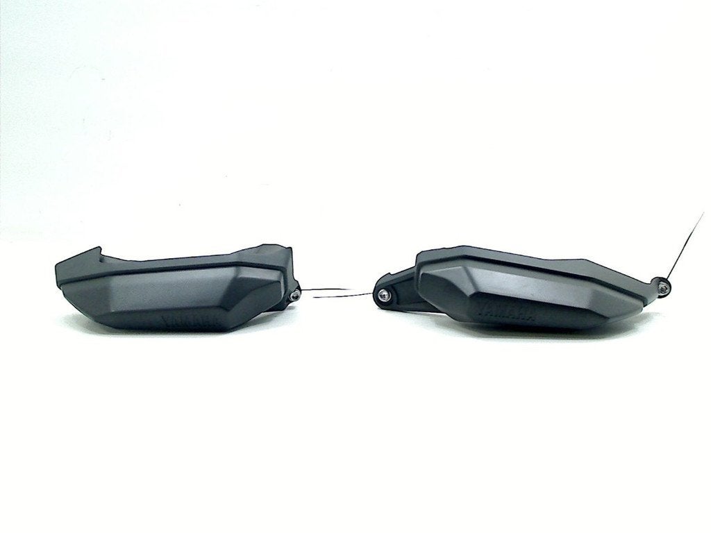 VALDOPPEN Yamaha MT 07 2021-2024 (MT07 MT-07 FZ-07 RM341), Dhr. S. di Majo, Gebruikt, Info@cama-motorparts.nl, P.J. Troelstraweg 8 8
3144 CX  MAASSLUIS, NL