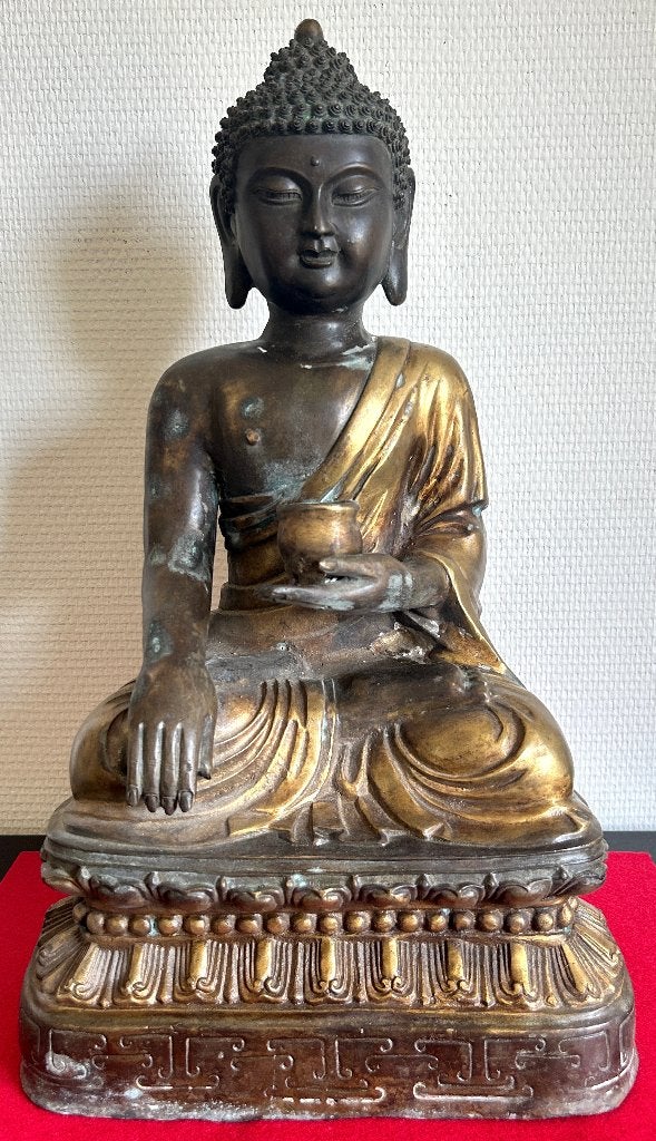 Gedeeltelijk verguld massief bronzen Boeddhabeeld - Nepal, Antiek en Kunst, Kunst | Niet-Westerse kunst, Ritueel object, Overige herkomsten