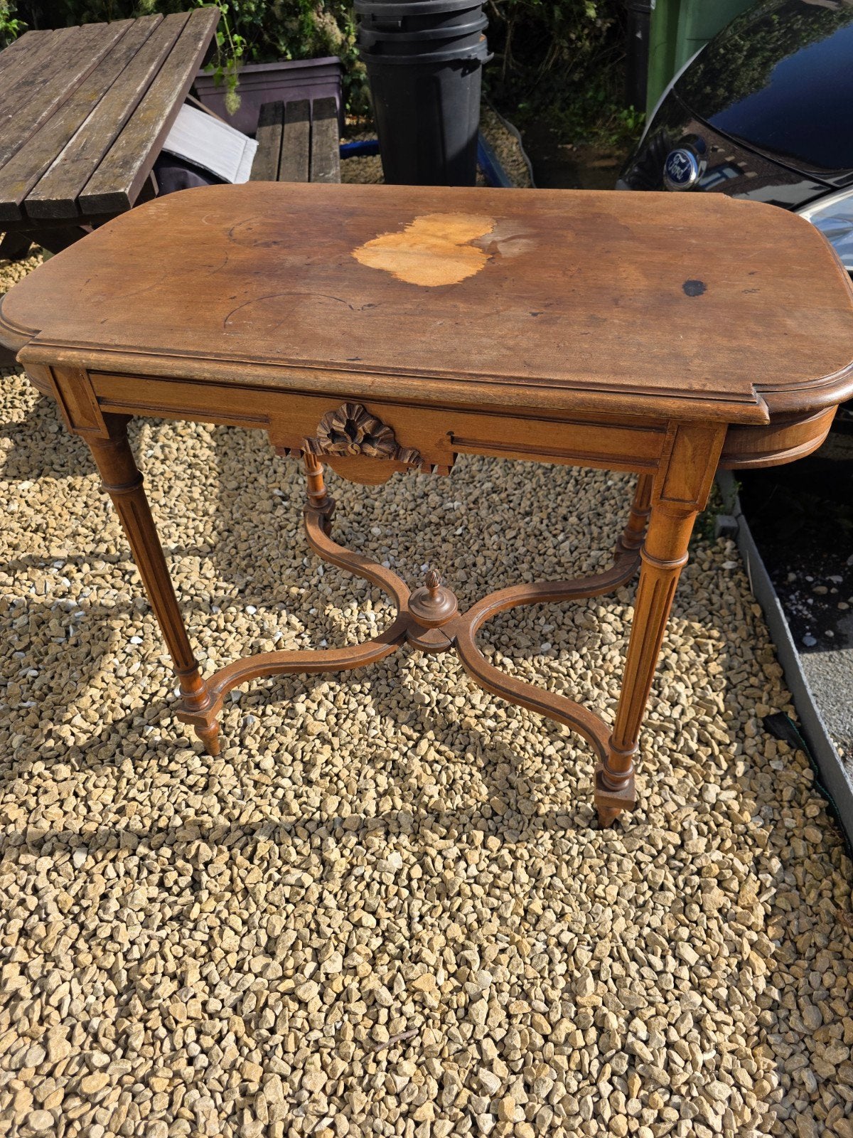 table ancienne avec travail, Antiquités & Art, Enlèvement