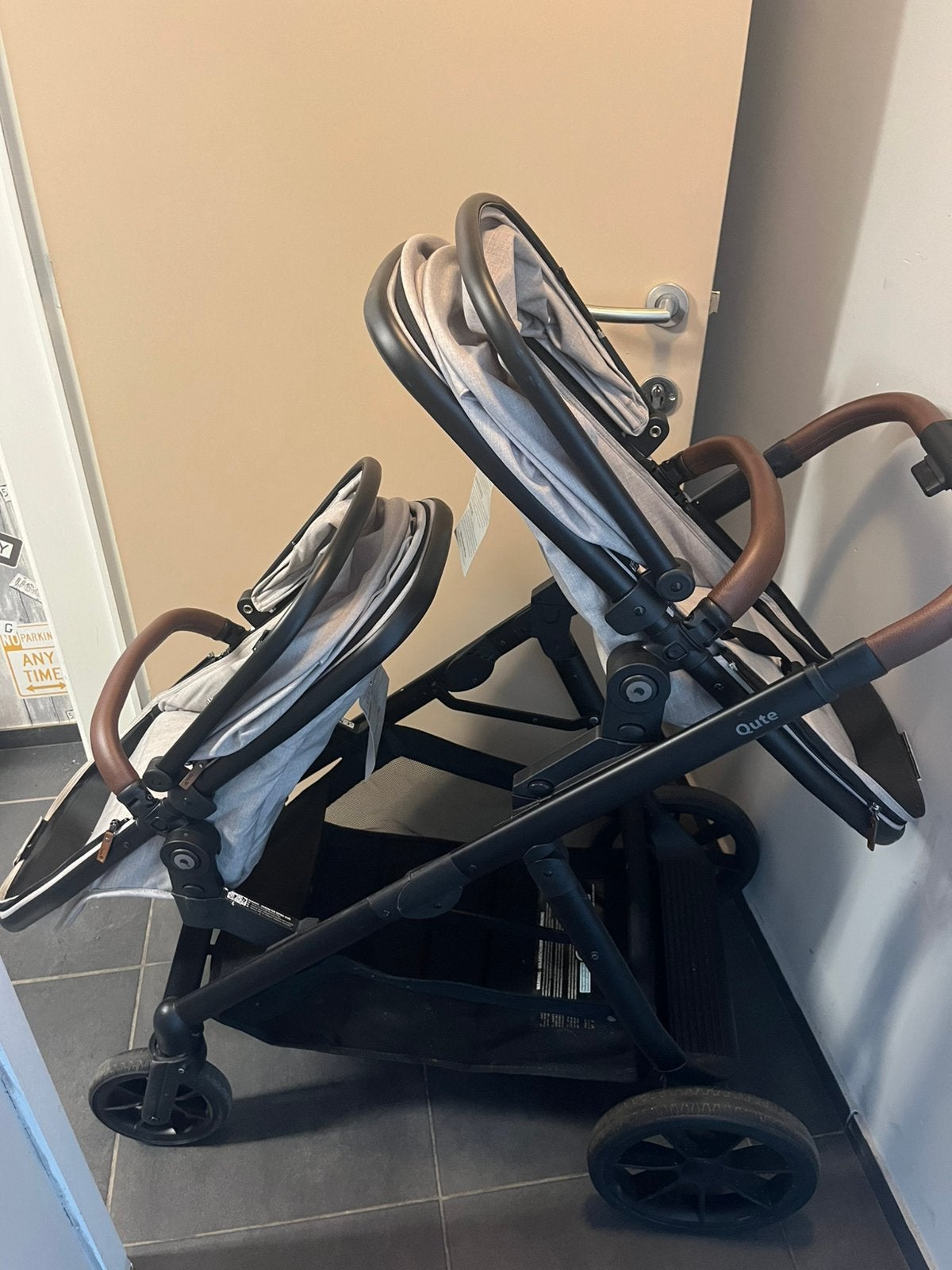Dubbele buggy te koop, Kinderen en Baby's, Buggy's, Ophalen, Gebruikt, Overige merken, Duomodel