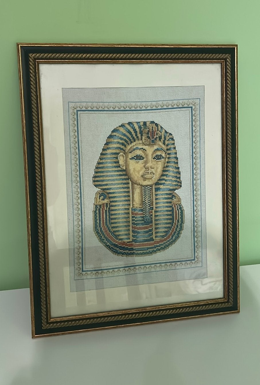Ingelijst handgemaakt borduurwerk Egyptische farao, Huis en Inrichting, Woonaccessoires | Lijsten, Ophalen, Minder dan 50 cm, Zo goed als nieuw