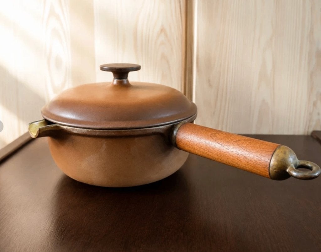 Cocotte Le Creuset « Mama » Enzo Mari - Numero 17, Maison & Meubles, Cuisine | Casseroles & Poêles, Enlèvement ou Envoi, Résistant aux rayures