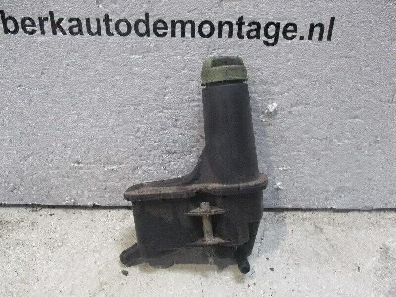 STUURBEKRACHTIGING OLIERESERVOIR Volkswagen Vento (1H2), Berliner Ring 2 38440 Wolfsburg, DE, Enlèvement ou Envoi, Volkswagen