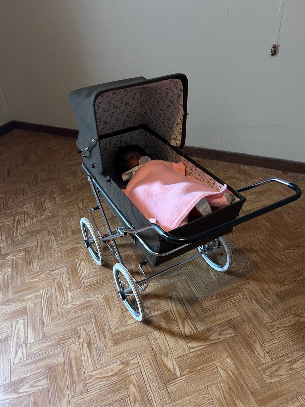 Kinderwagen voor poppen, Ophalen