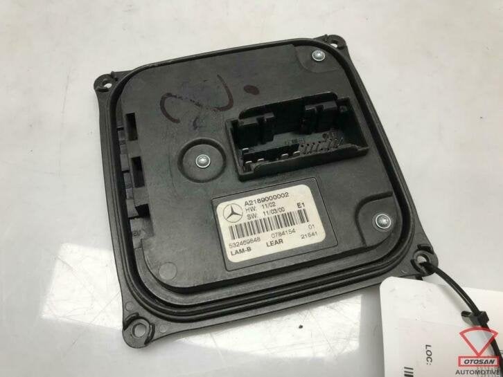 mercedes a b c e s cla koplamp led module a2189000002 3140, Gebruikt, Mercedes-Benz AG, Mercedes-Benz, Mercedesstrasse 120
70372  Stuttgart, DE