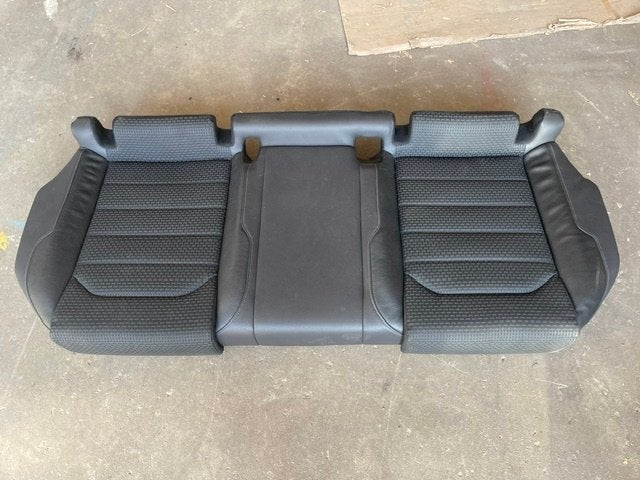 ACHTERBANK leder Volkswagen Golf VII (AUA) (01-2012/03-2021), Gebruikt, Volkswagen, Volkswagen AG, Kundenbetreuung@volkswagen.de