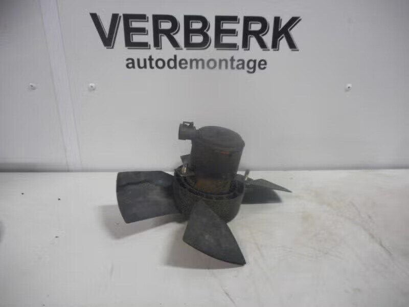KOELVENTILATOR Opel Astra F (53 / 54 / 58 / 59), Bahnhofsplatz 65423 Rüsselsheim am Main, DE, Gebruikt, Opel, Opel Automobile GmbH