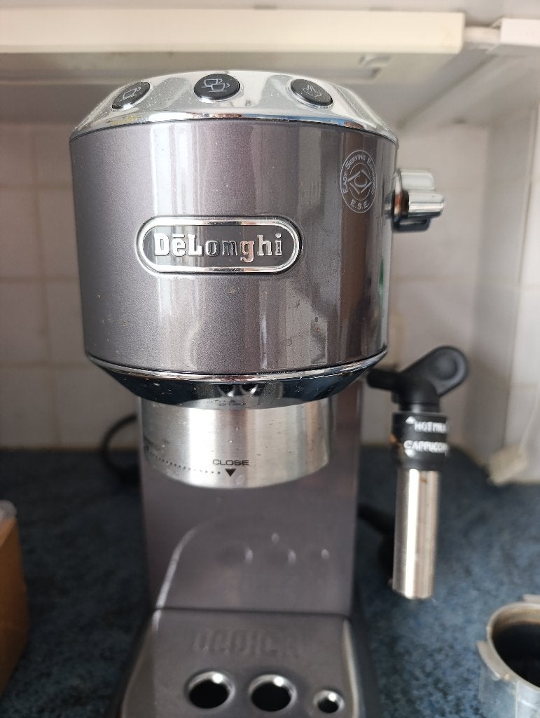 Machine à café Delonghi, Electroménager, Cafetières, Café moulu, Machine à espresso, Comme neuf, Enlèvement