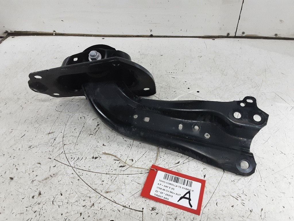 REACTIESTANG LINKS ACHTER Toyota Corolla (E21) (C11221), Gebruikt, Mevr. I. Hauben, Toyota, Rue de l'Espoir 34 34
4030  GRIVEGNÉE, BE