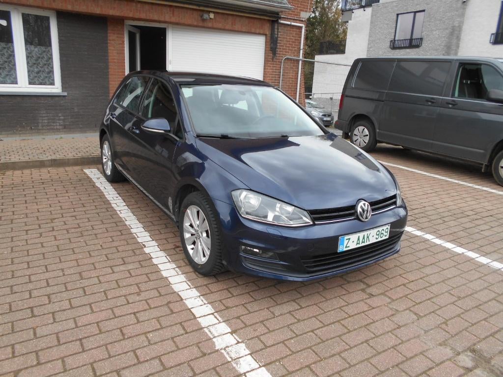 VW GOLF 7  1.2 TSI GARANTIE DISTRIBUTIERIEM BLANCO GEKEURD, Auto's, Volkswagen, Voorwielaandrijving, Stof, 4 cilinders, Blauw