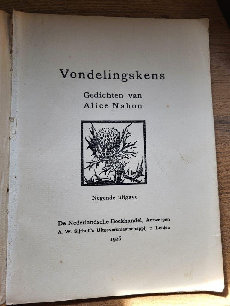 Alice Nahon - Vondelingskens, Boeken, Ophalen of Verzenden, Gelezen