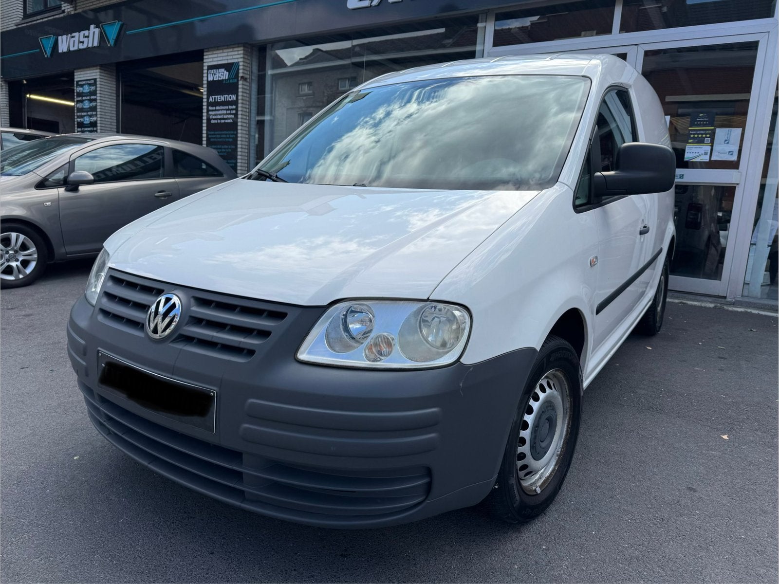 Vw Caddy 2.0 diesel Airco Zeer schoon, Auto's, Volkswagen, Voorwielaandrijving, Zwart, Caddy Combi, Wit