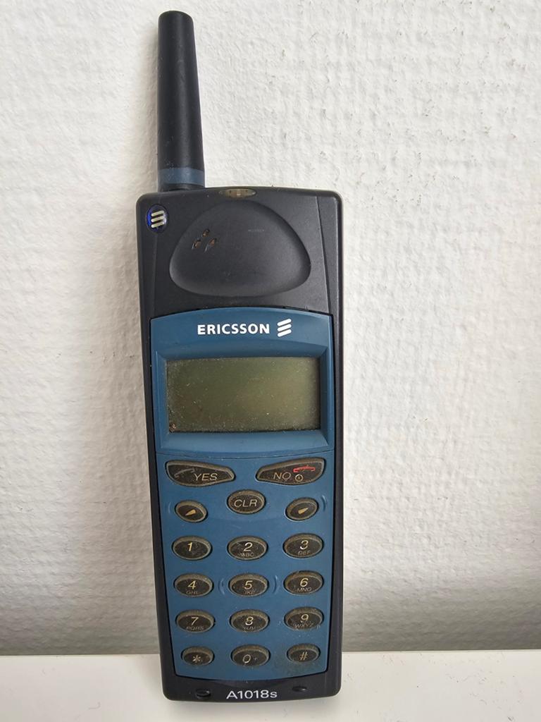 OUDE MOBIELE TELEFOON, Telecommunicatie, Portofoons en Walkie-talkies, Ophalen
