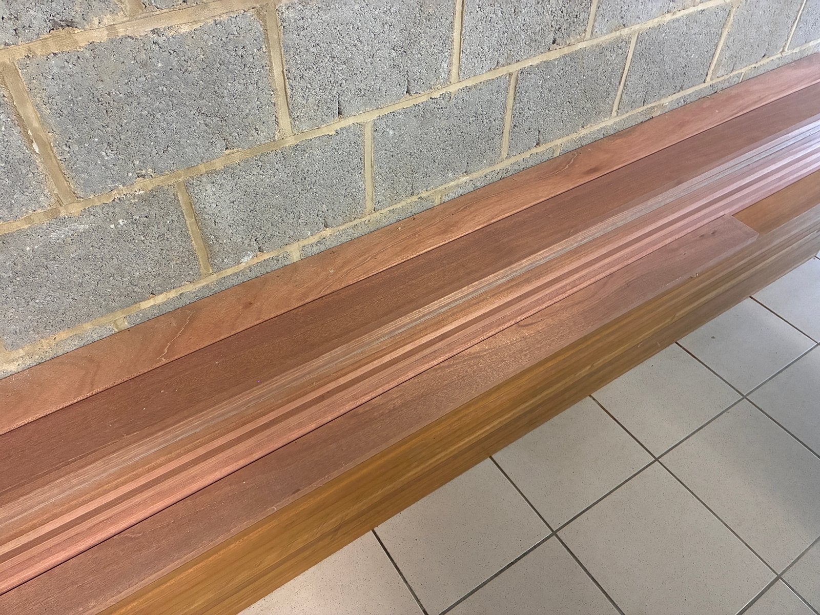 Planche de méranti 247cm sur 9 sur 2 cm, Enlèvement, Planche