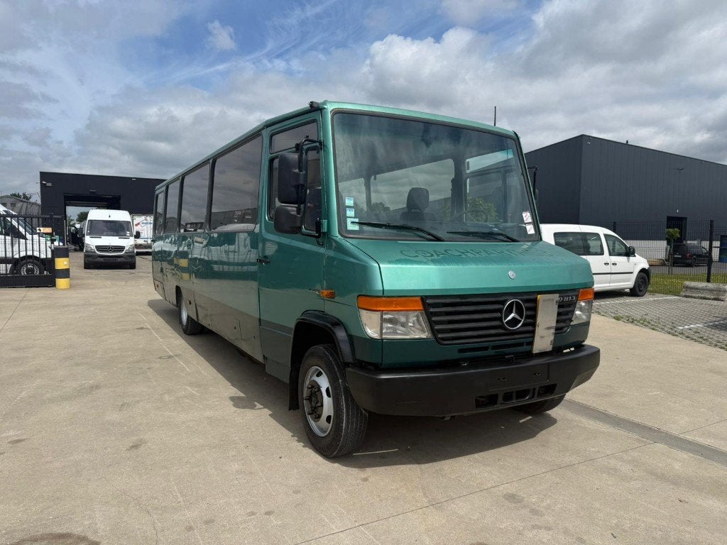 Mercedes Vario 813 bus (Stock ID 36082), Autos, Camions, Achat, Entreprise, Boîte manuelle, Mercedes-Benz