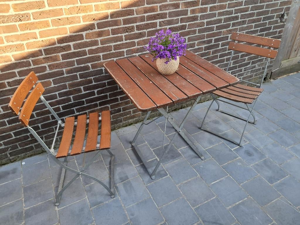 Bistrotafel met stoelen, Ophalen, Gebruikt