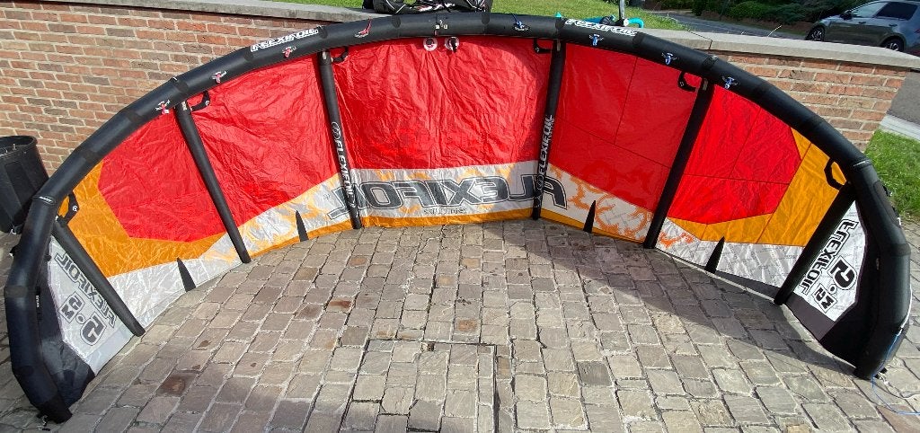 Kite Flexifoil Ion 5.5m - Très bon état, Sports nautiques & Bateaux, Kitesurf, Comme neuf, Kite, 5 m², Enlèvement