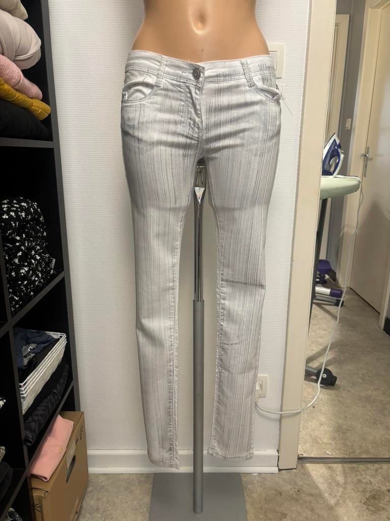 Pantalon skinny neuf, Neuf, Enlèvement ou Envoi, Taille 36 (S), Longs