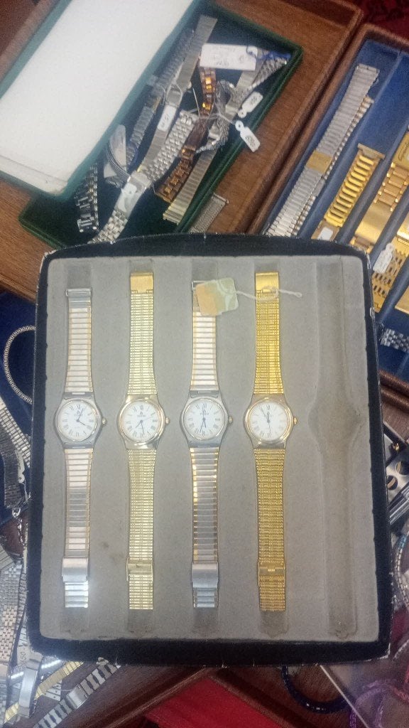 MONTRES À QUARTZ, Bijoux, Sacs & Beauté, Montres | Hommes, Comme neuf, Casio, Enlèvement
