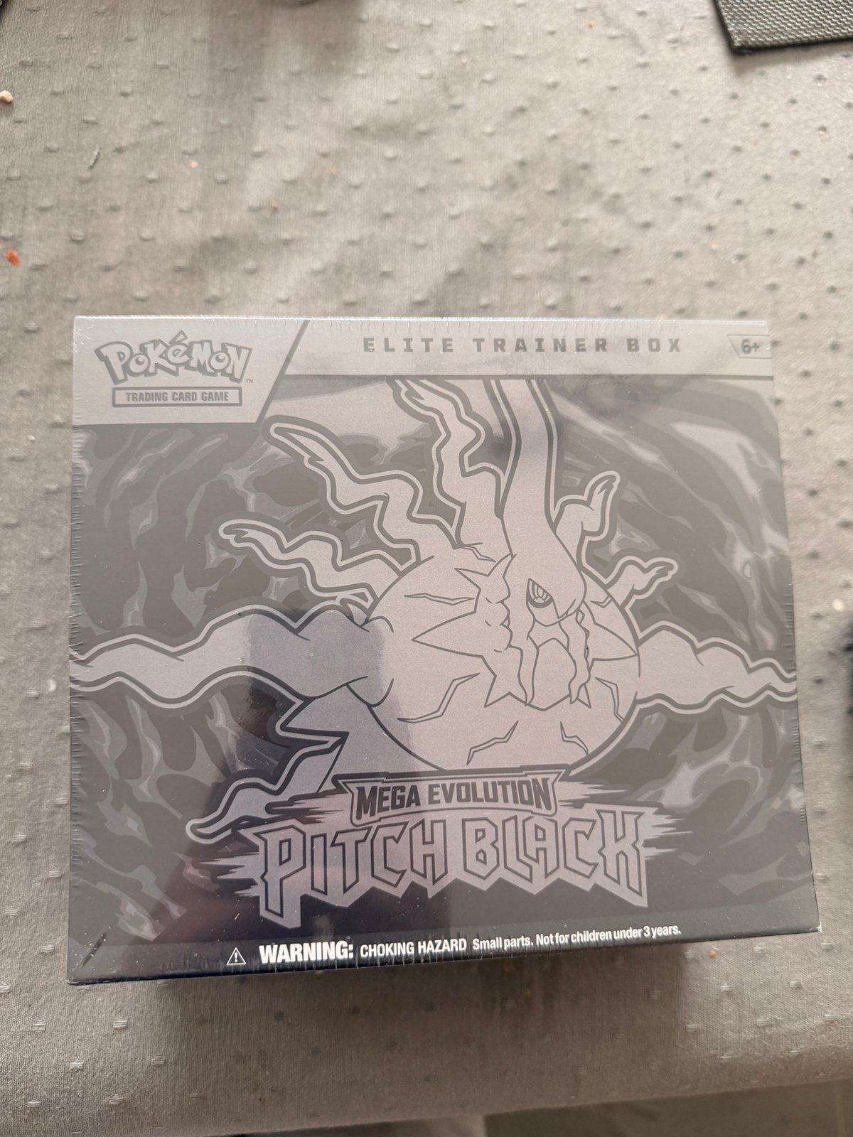 Pokemon pitch black elite trainer box, Ophalen, Nieuw