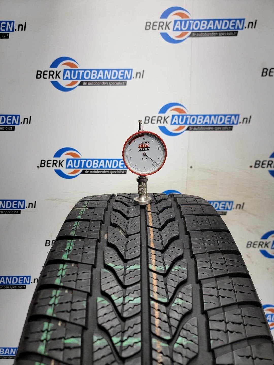 2x Goodyear Ultragrip Cargo 225/55 R17C 109/107T 225/55/17C, -, -, 17 inch, Band(en)