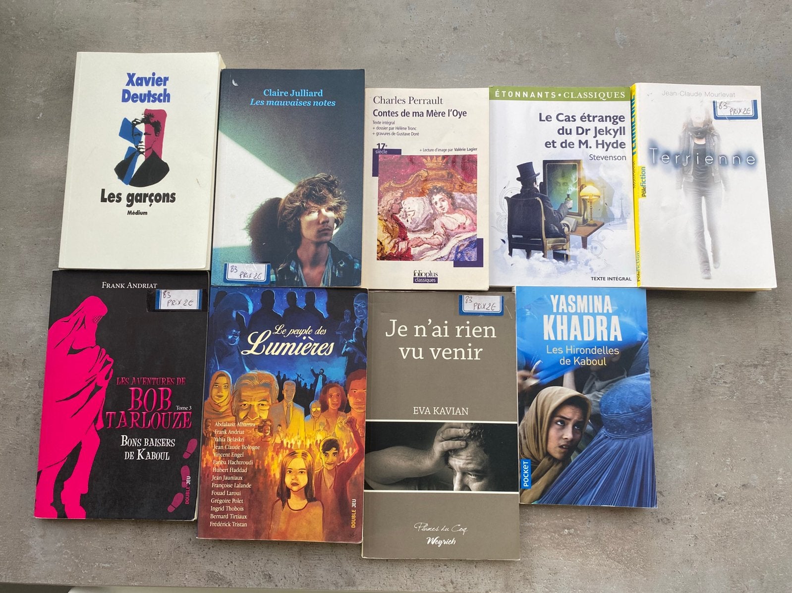 Livres / romans / Ado très bon état, Livres, Enlèvement ou Envoi, Comme neuf, Secondaire, Français