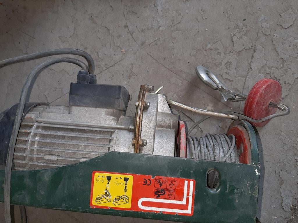Treuil électrique 400kg, Enlèvement, Électrique