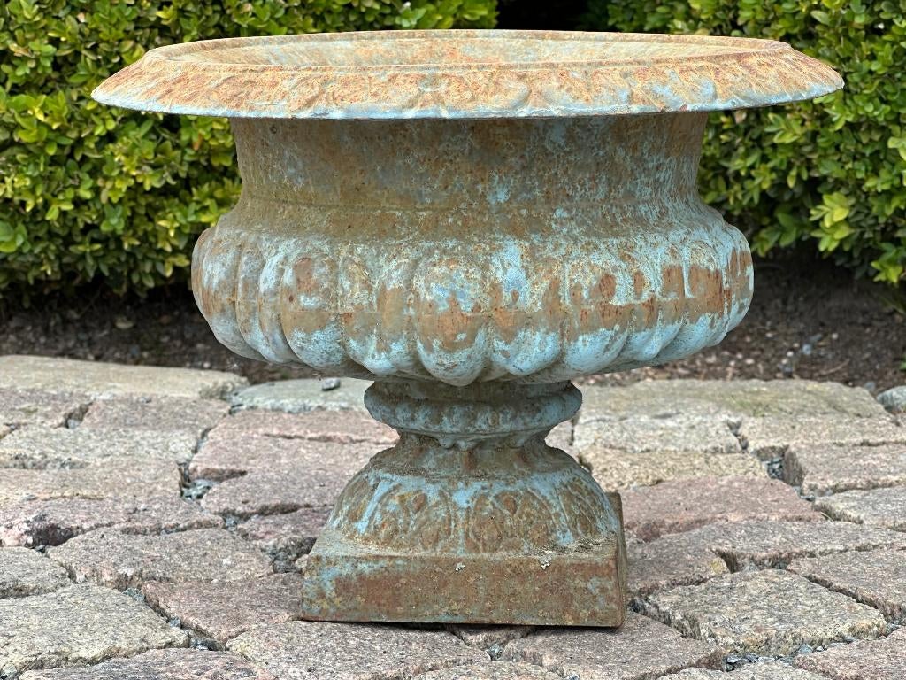 gietijzeren tuinvaas - bloempot - uitstekende staat, Tuin en Terras, Ophalen, Balkon