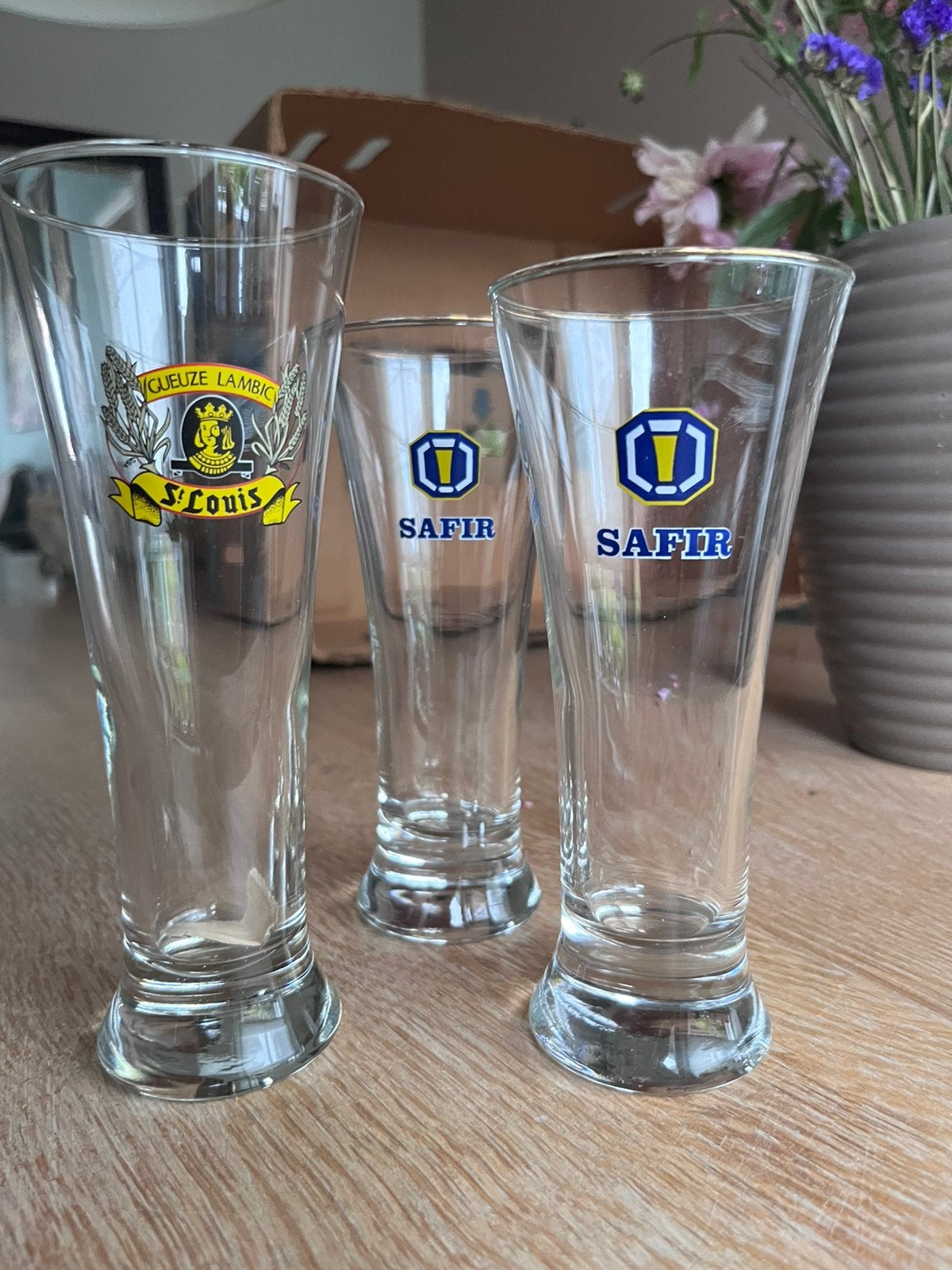 Gueuzeglas st louis & bierglazen safir, Verzamelen, Ophalen, Zo goed als nieuw