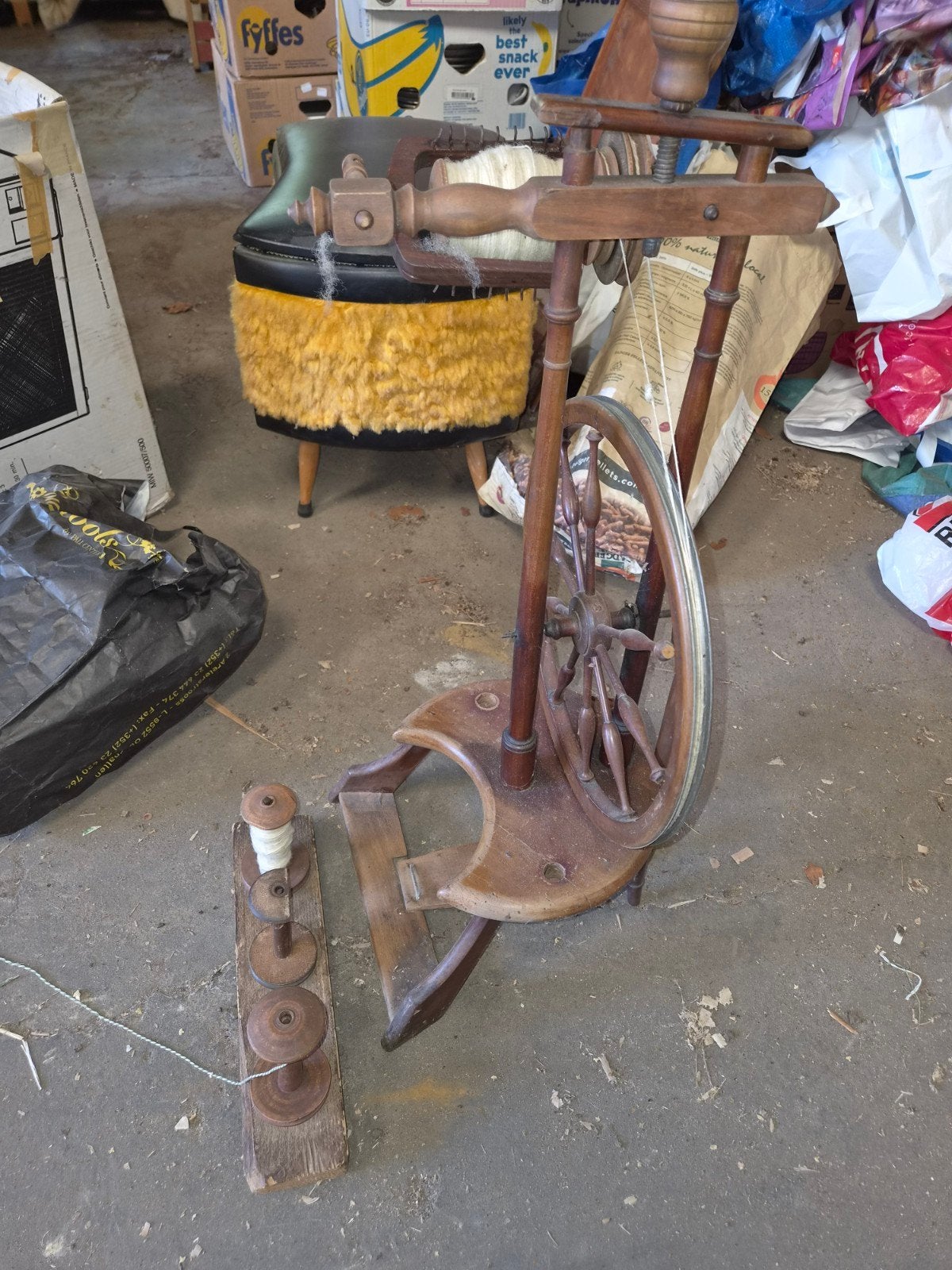rouet pour filer la laine, Enlèvement, Comme neuf, Rouet
