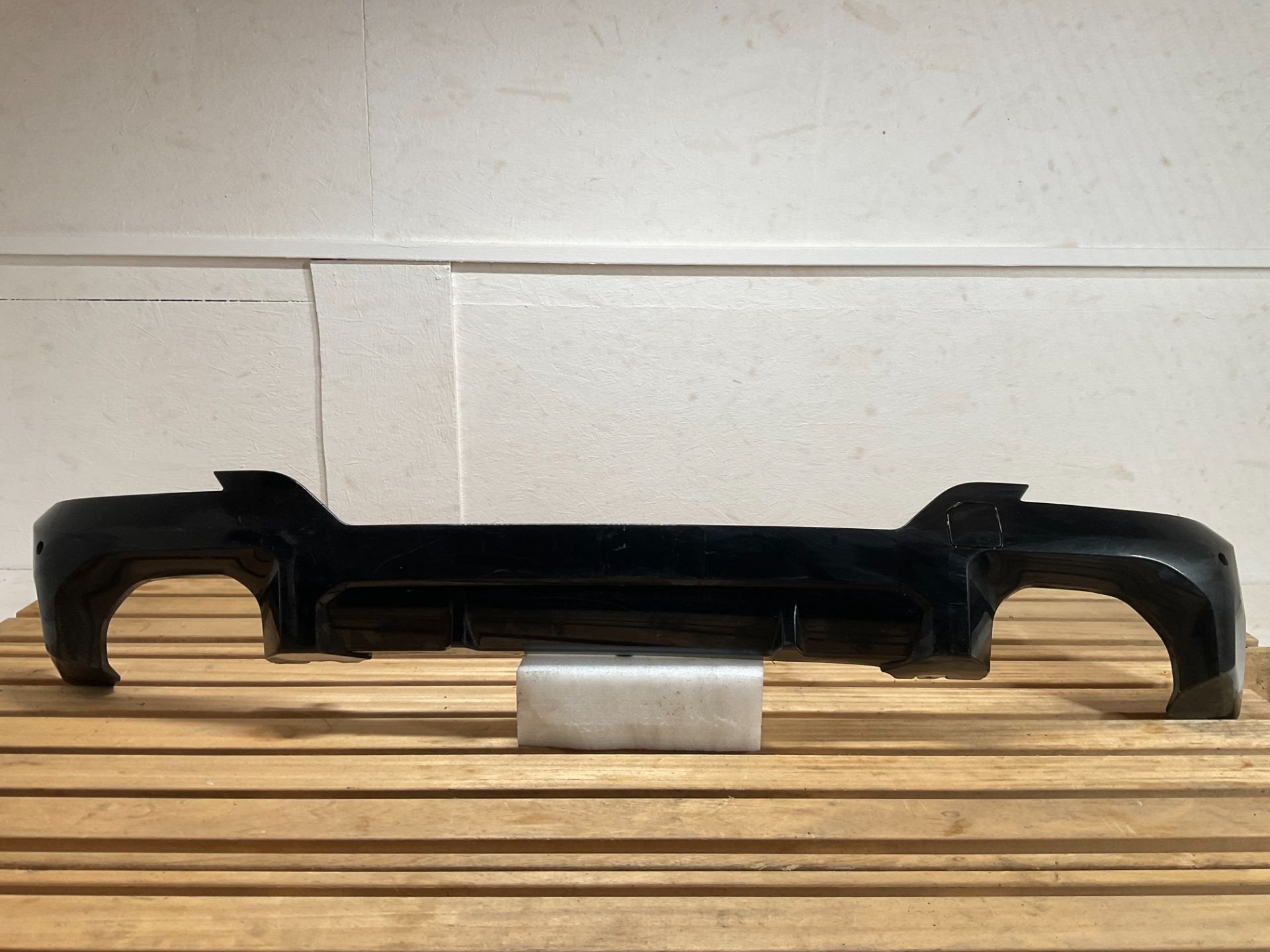 Achterbumper Diffuser BMW X3 G01 8081853 M Pakket Spoiler BM, Auto-onderdelen, Petuelring 130
80788  Munich, DE, Gebruikt, Info@bmw.de