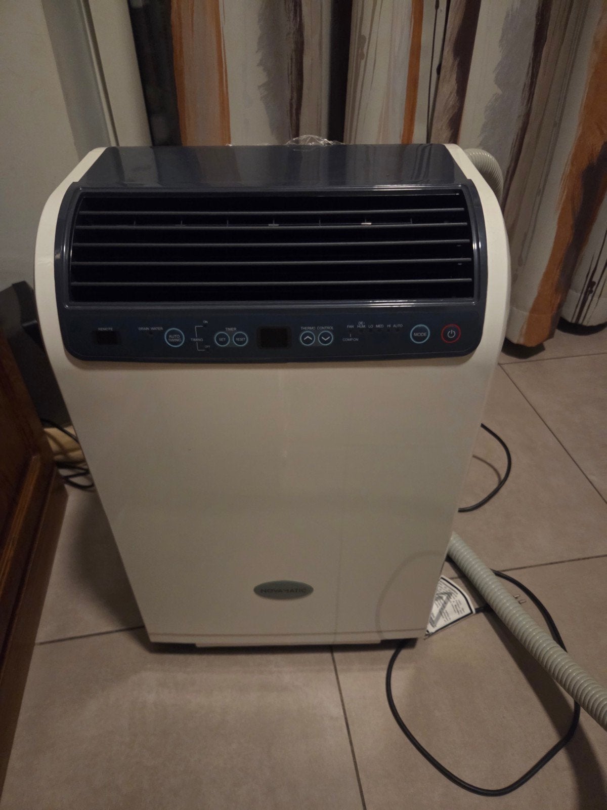 Novamatic CL 1590 Split air conditionné (2600€ neuf), Enlèvement, Climatiseur mobile, Télécommande